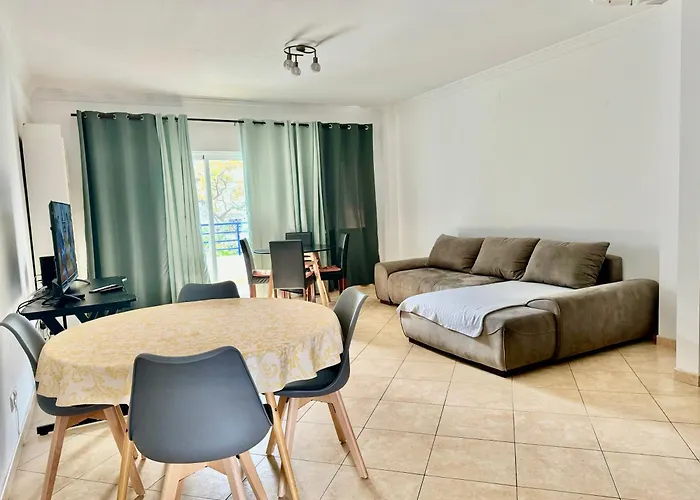 Rei Apartment