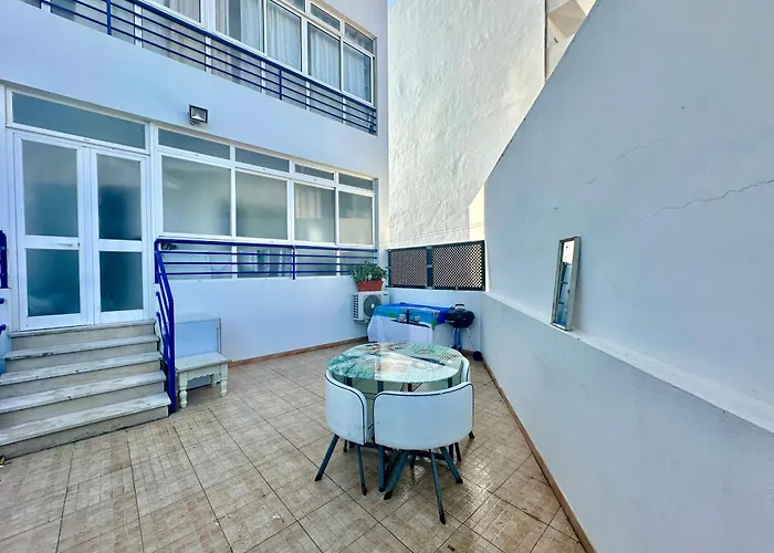 Rei Apartment